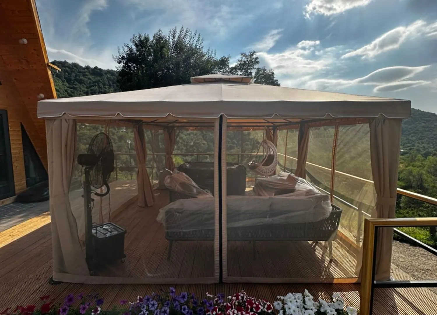 Sun&Tau Афрейм Villa Almaty Chalet